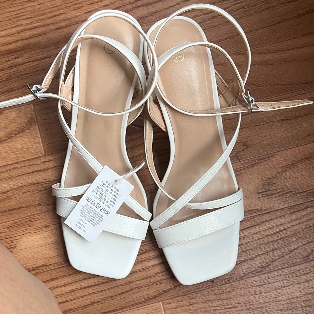Women’s White Strappy Square-Toe Sandals
